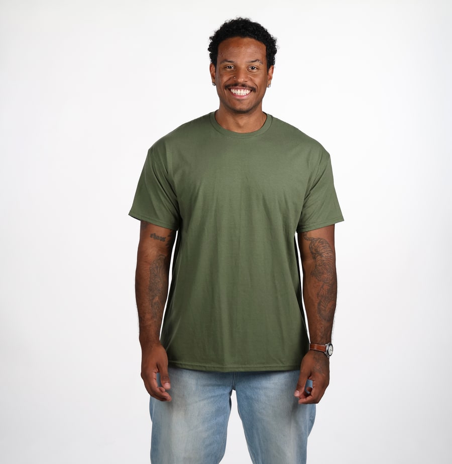 Essential Light Tee in Military Green